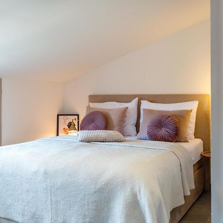 Danica Luxury Seaside Apartment Шибеник Екстер'єр фото
