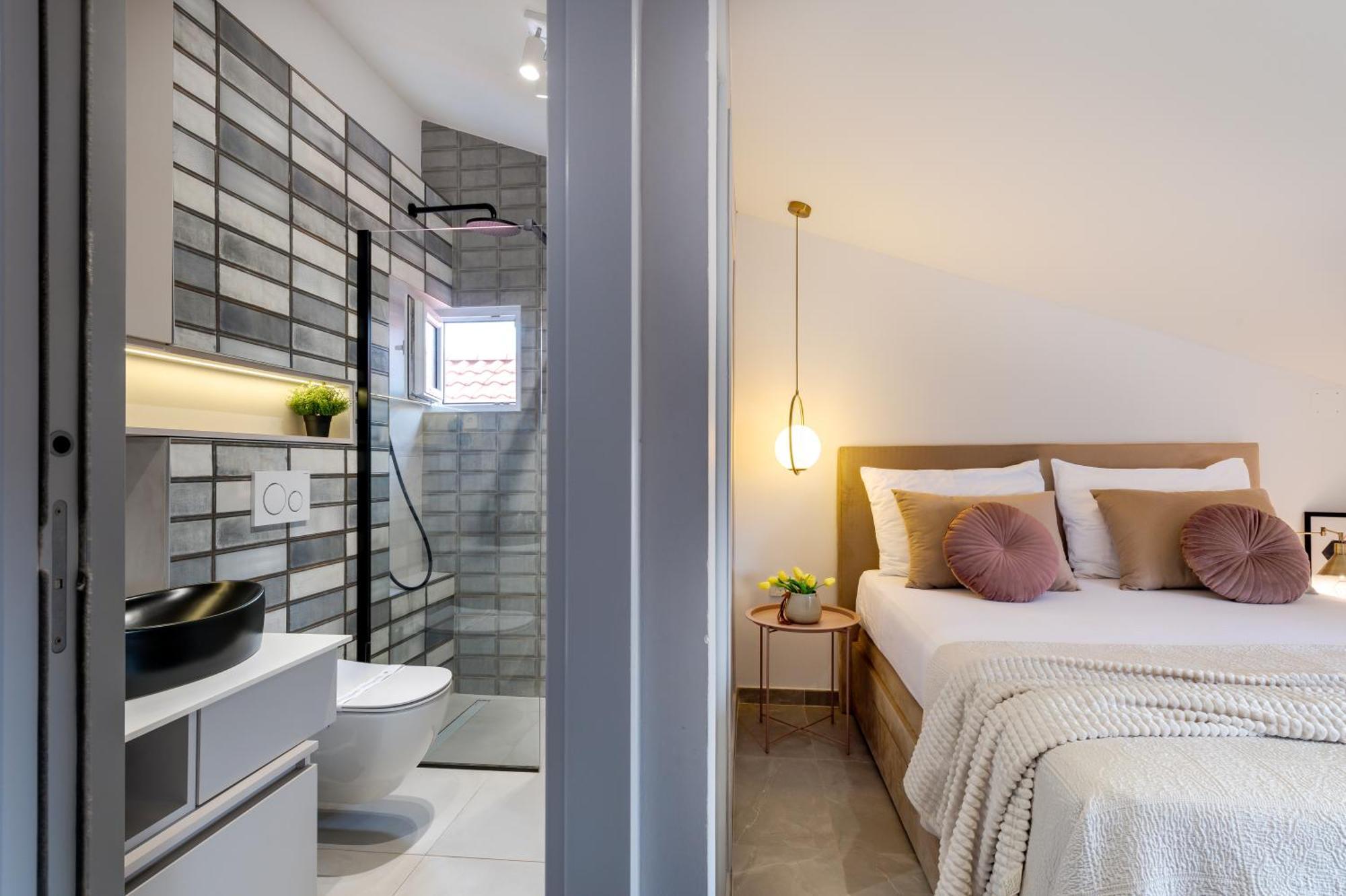Danica Luxury Seaside Apartment Шибеник Екстер'єр фото