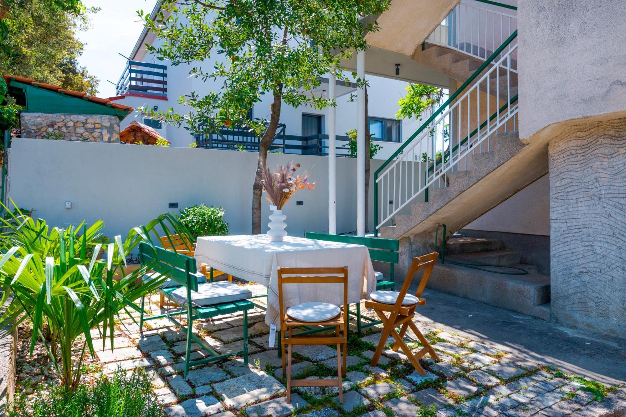 Danica Luxury Seaside Apartment Шибеник Екстер'єр фото